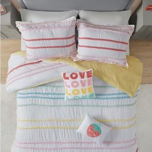 Set of two throw pillows for children’s bed